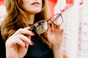 What If I Blink During LASIK? featured image